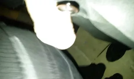 Celana ketat ini bokep xxx jav membuat saya ingin MENGGOSOK vagina saya Joi
