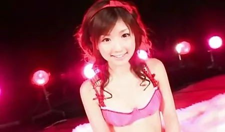- Karmella menggoda gadis bokep jav full hd itu ke tempat tidur