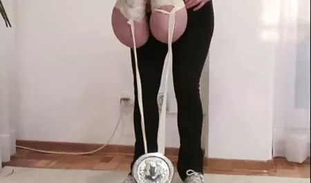 Alex video bokep jav mp4 Blake Untuk Menyisipkan Dildo In Her Pussy