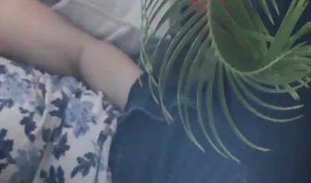 Saya suka menonton istri getxid video saya naik kontol besar